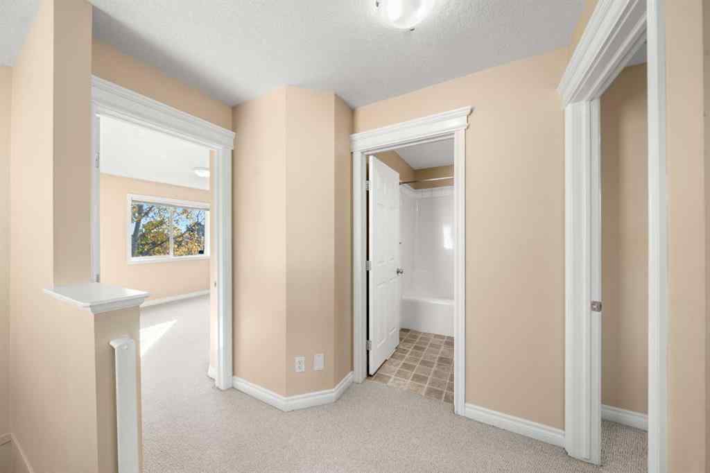 MLS® A2260860 - 70 Crystal Shores Cove  in Crystal Shores Okotoks, Residential