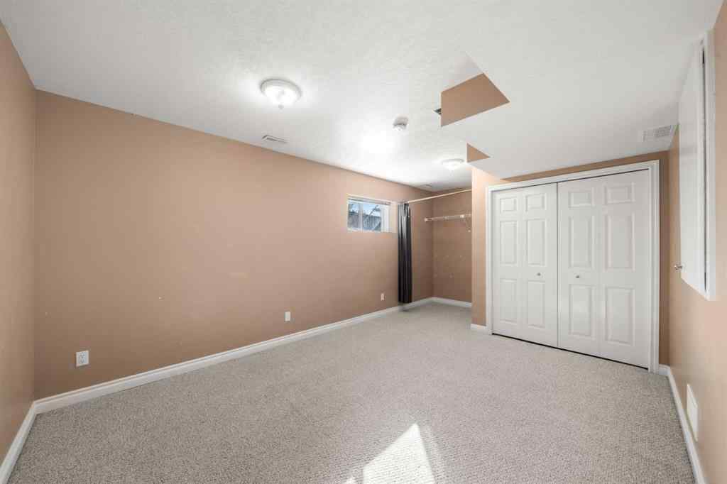 MLS® A2260860 - 70 Crystal Shores Cove  in Crystal Shores Okotoks, Residential