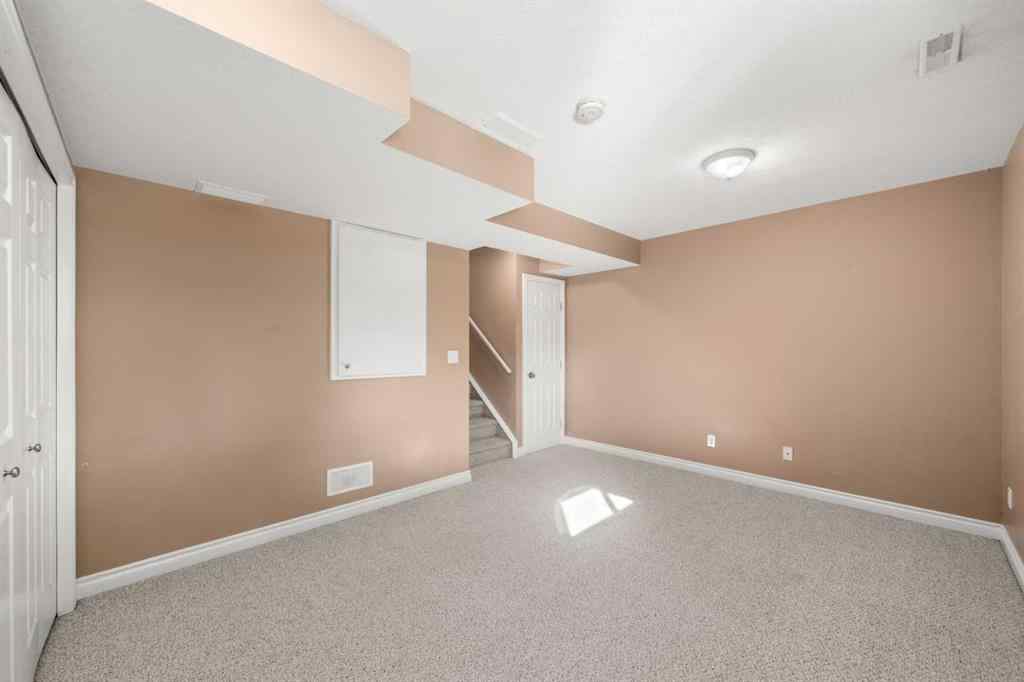 MLS® A2260860 - 70 Crystal Shores Cove  in Crystal Shores Okotoks, Residential