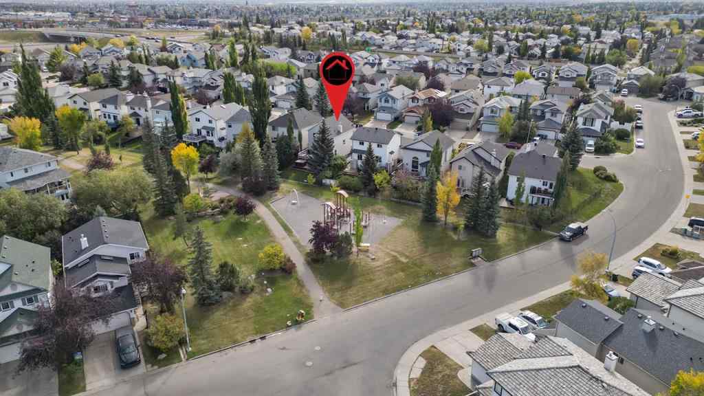 MLS® A2260862 - 3720 Douglas Ridge Way SE in Douglasdale/Glen Calgary, Residential