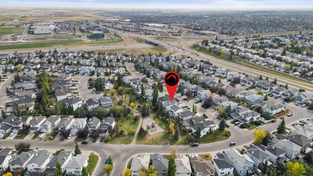 MLS® A2260862 - 3720 Douglas Ridge Way SE in Douglasdale/Glen Calgary, Residential