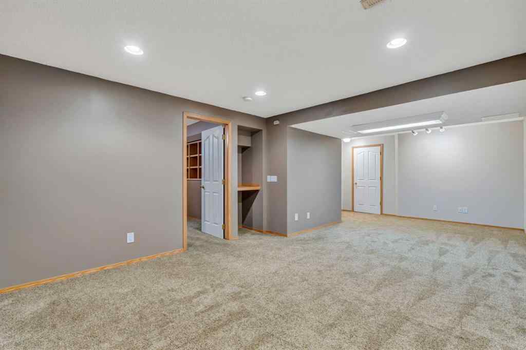 MLS® A2260864 - 60 Citadel Peak Mews NW in Citadel Calgary, Residential