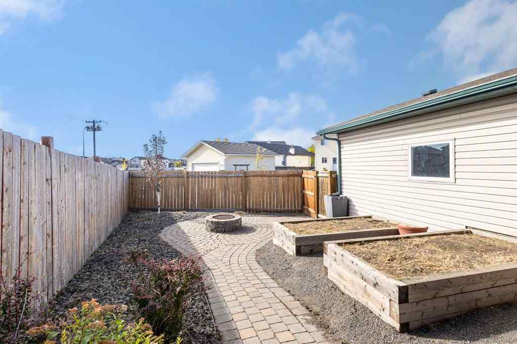 MLS® A2260865 - 39 Saddlemont Manor NE in Saddle Ridge Calgary, Residential