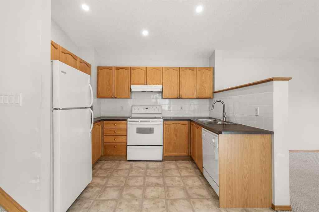 MLS® A2260865 - 39 Saddlemont Manor NE in Saddle Ridge Calgary, Residential