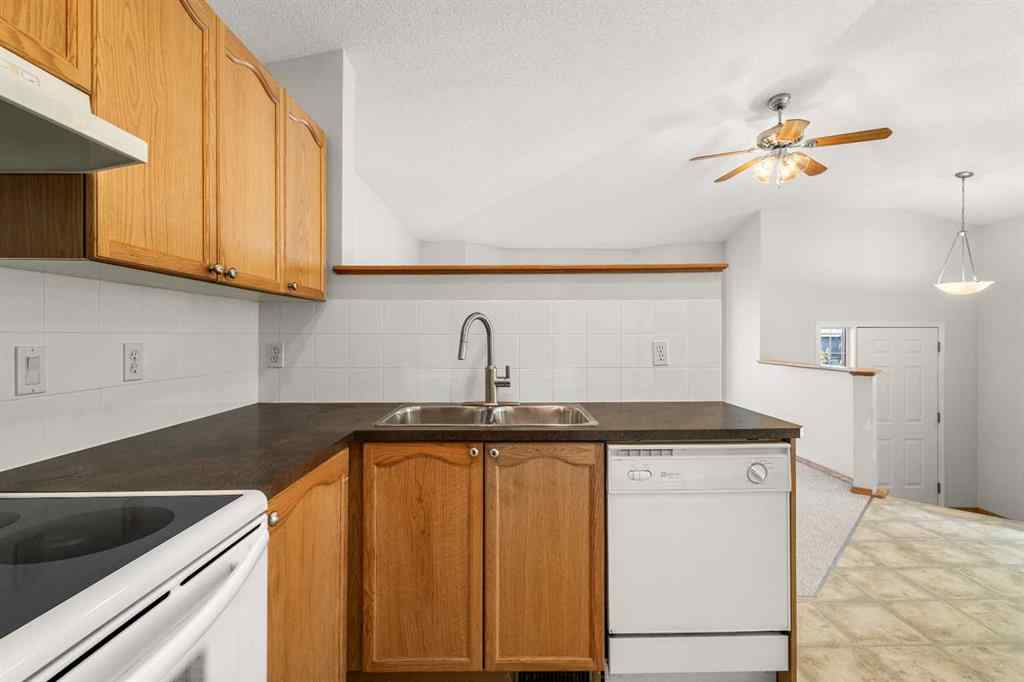 MLS® A2260865 - 39 Saddlemont Manor NE in Saddle Ridge Calgary, Residential