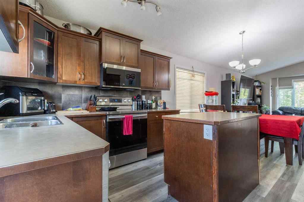 MLS® A2260866 - 4942 Southlands Drive SE in Southland Medicine Hat, Residential