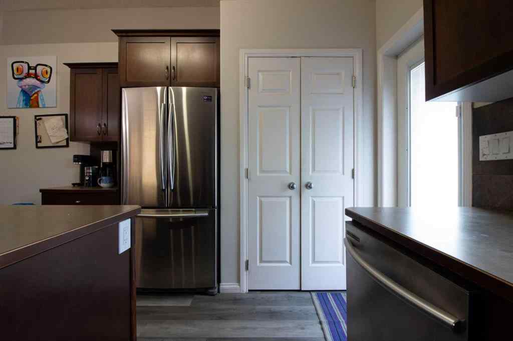 MLS® A2260866 - 4942 Southlands Drive SE in Southland Medicine Hat, Residential