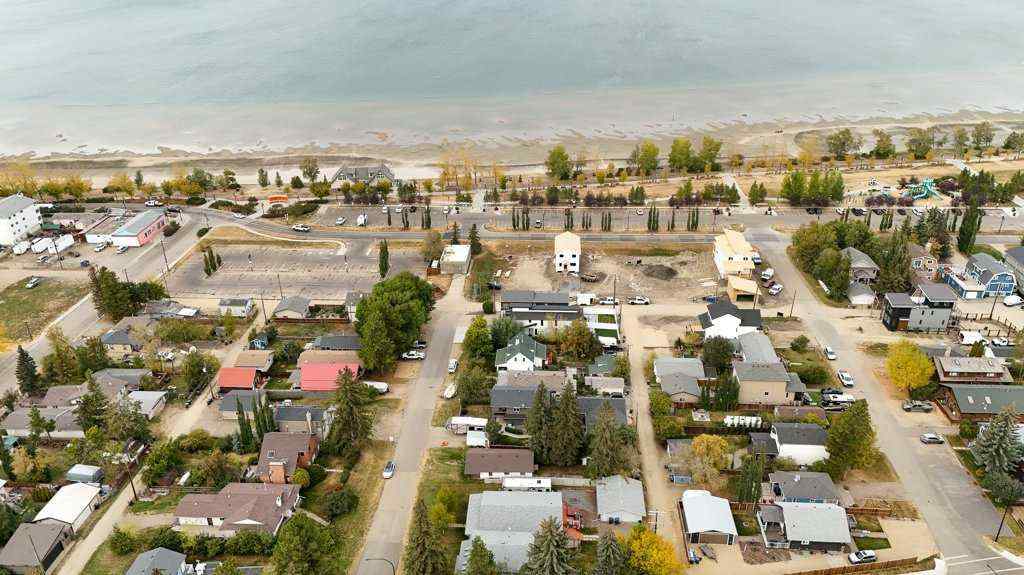 MLS® A2260868 - 5005 43 Street W in Cottage Area Sylvan Lake, Residential