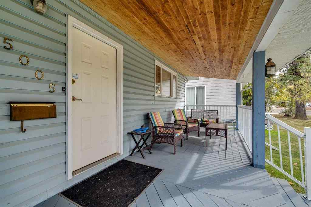 MLS® A2260868 - 5005 43 Street W in Cottage Area Sylvan Lake, Residential