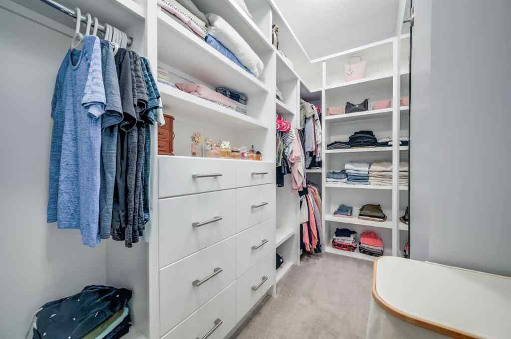 MLS® A2260869 - 66 Heston Street NW in Highwood Calgary, Residential