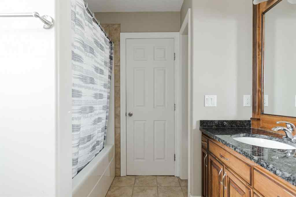 MLS® A2260876 - 276 Killdeer Way  in Eagle Ridge Fort McMurray, Residential