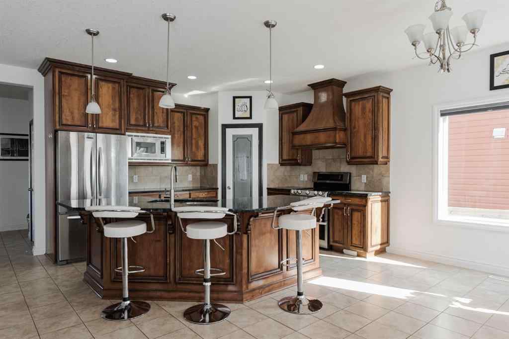 MLS® A2260876 - 276 Killdeer Way  in Eagle Ridge Fort McMurray, Residential