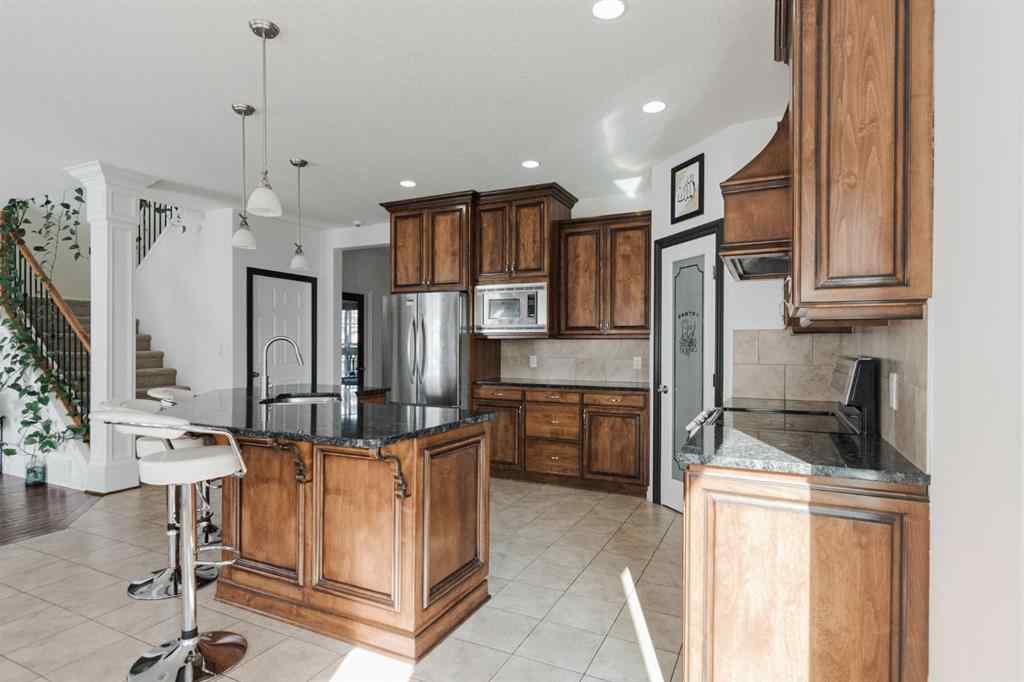 MLS® A2260876 - 276 Killdeer Way  in Eagle Ridge Fort McMurray, Residential