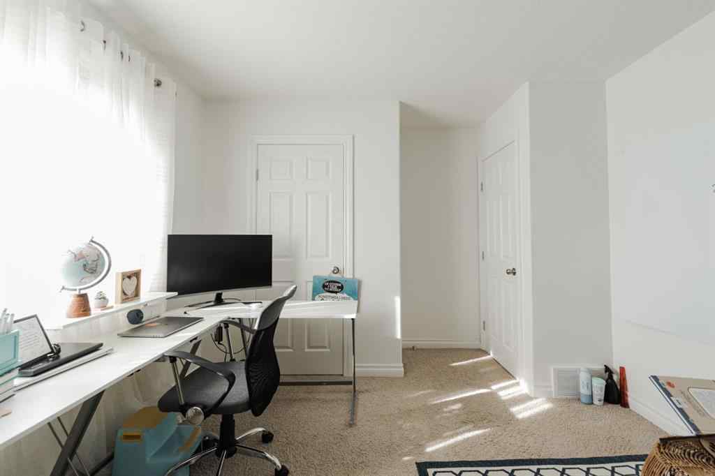 MLS® A2260876 - 276 Killdeer Way  in Eagle Ridge Fort McMurray, Residential