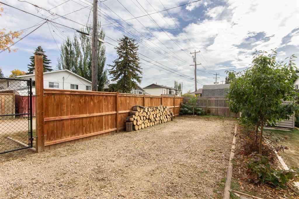 MLS® A2260879 - 5919 52 Avenue  in Riverside Meadows Red Deer, Residential