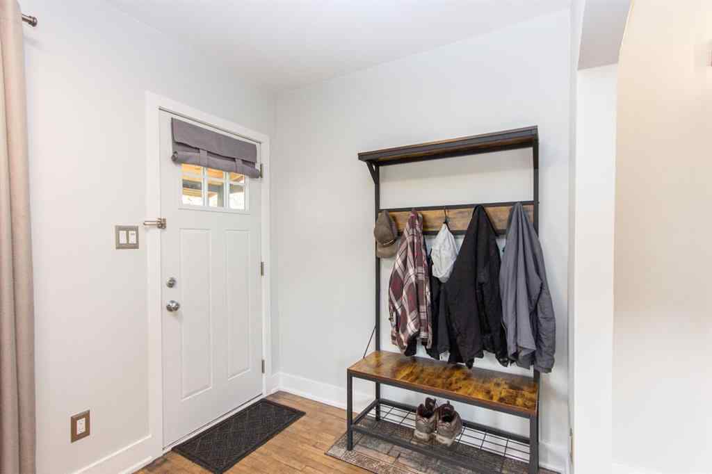 MLS® A2260879 - 5919 52 Avenue  in Riverside Meadows Red Deer, Residential