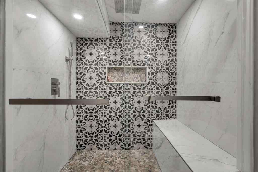 MLS® A2260880 - 351 Templevale Place NE in Temple Calgary, Residential