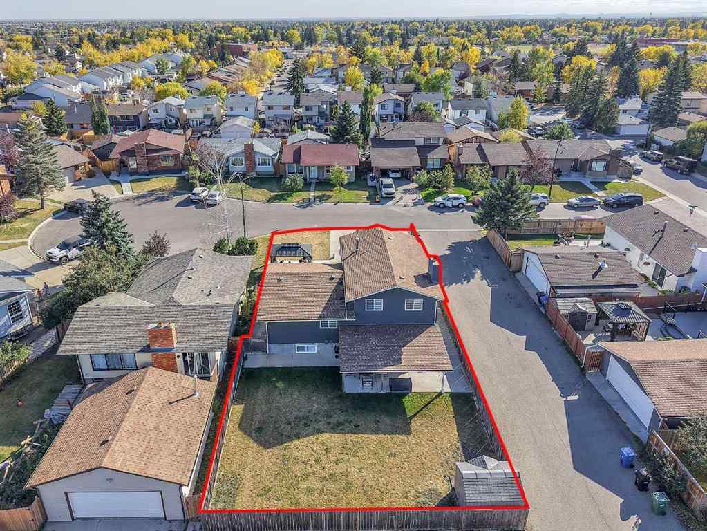 MLS® A2260880 - 351 Templevale Place NE in Temple Calgary, Residential