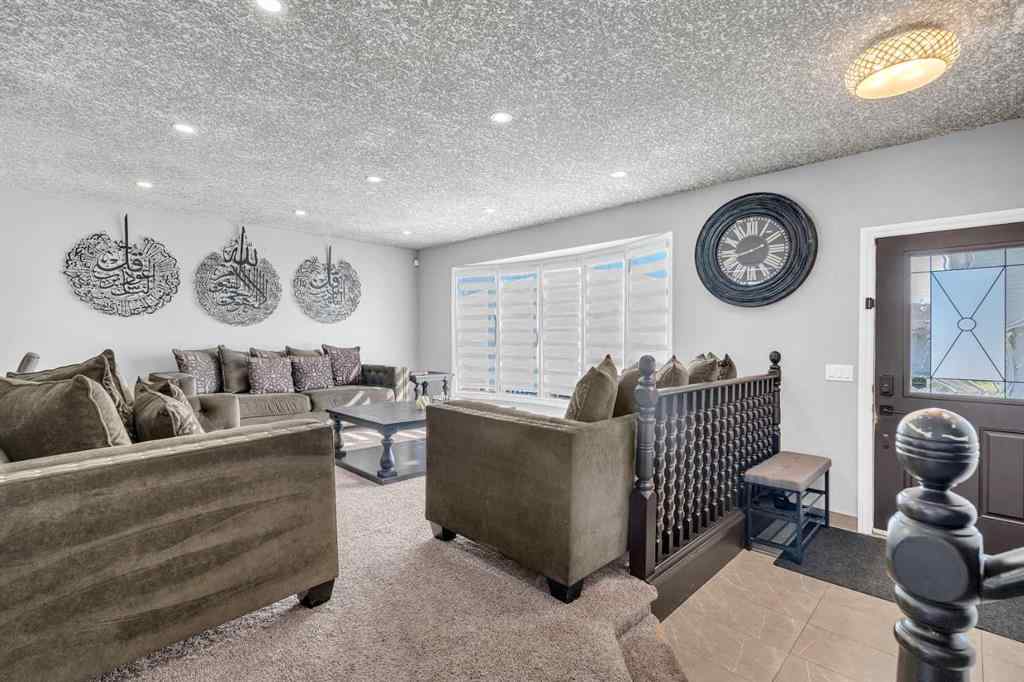 MLS® A2260880 - 351 Templevale Place NE in Temple Calgary, Residential