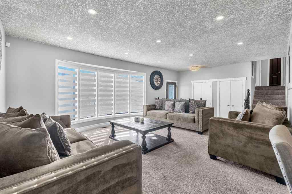 MLS® A2260880 - 351 Templevale Place NE in Temple Calgary, Residential