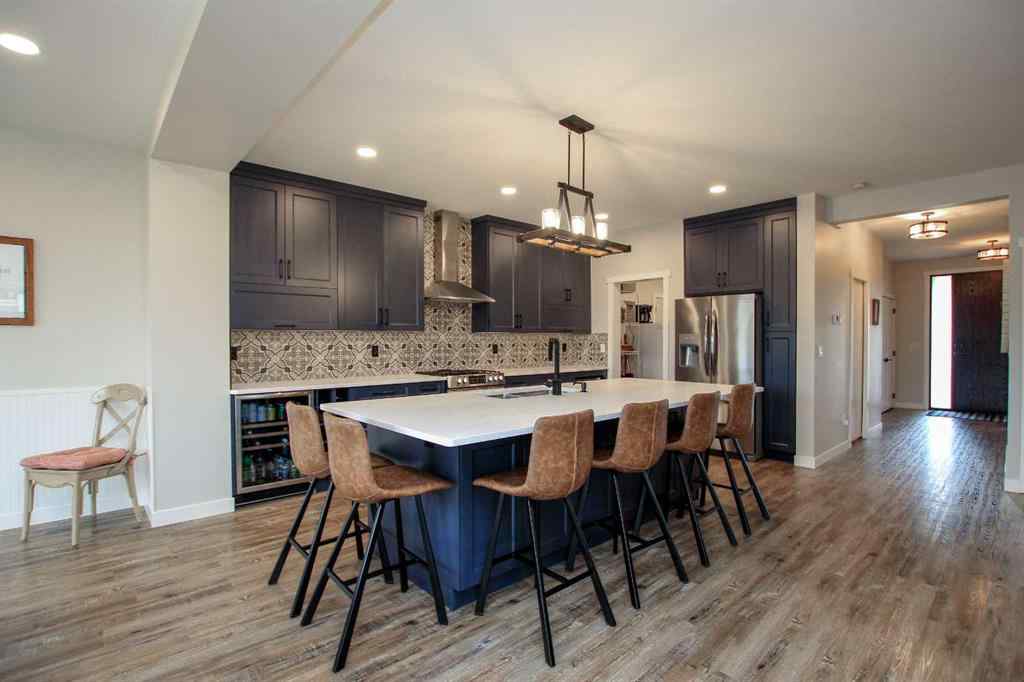 MLS® A2260885 - 652 Bridgeview Road  in Meridian Beach Rural Ponoka County, Residential