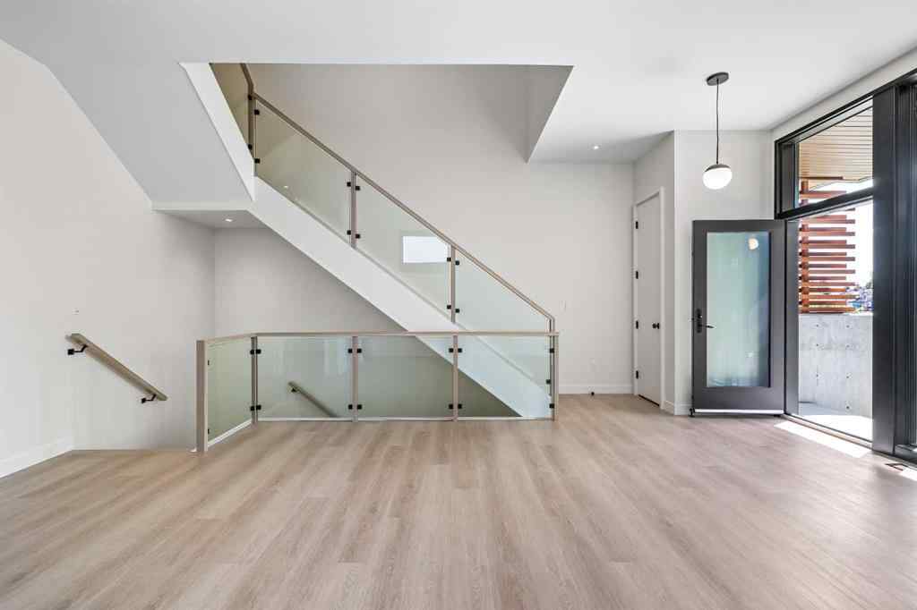 MLS® A2260893 - 3C Willow Crescent SW in Spruce Cliff Calgary, Residential