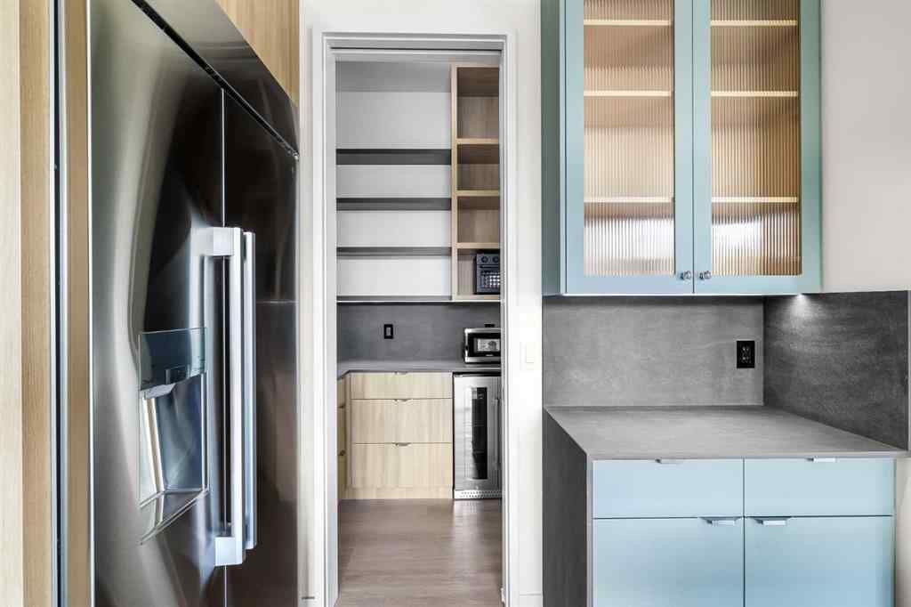 MLS® A2260893 - 3C Willow Crescent SW in Spruce Cliff Calgary, Residential