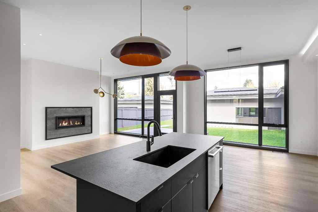 MLS® A2260893 - 3C Willow Crescent SW in Spruce Cliff Calgary, Residential