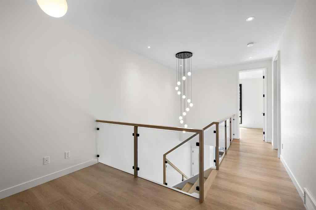 MLS® A2260893 - 3C Willow Crescent SW in Spruce Cliff Calgary, Residential