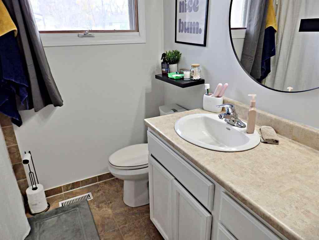 MLS® A2260897 - 4711 55 Avenue  in Vermilion Vermilion, Residential