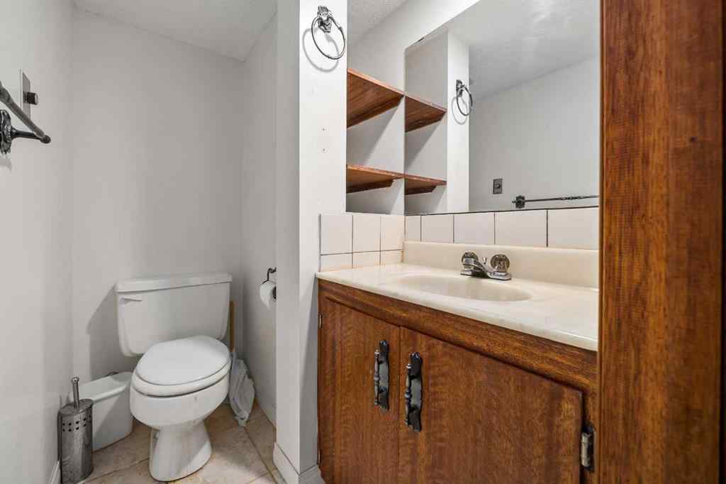 MLS® A2260903 - 19 Violet Court SE in NONE Medicine Hat, Residential