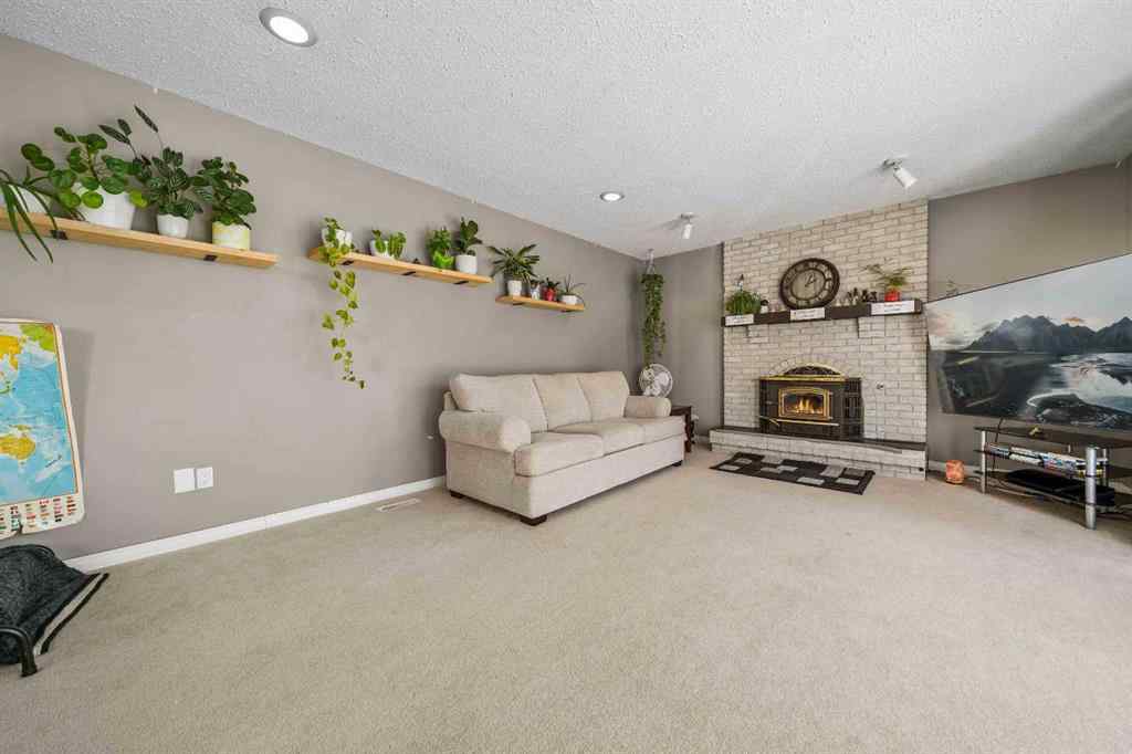 MLS® A2260903 - 19 Violet Court SE in NONE Medicine Hat, Residential