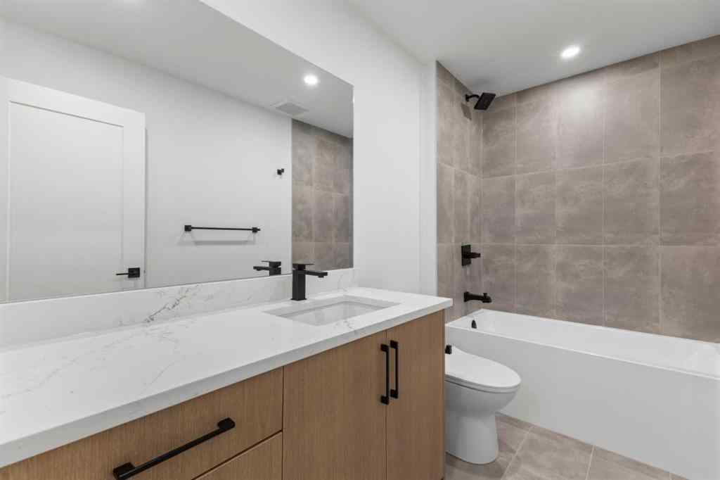 MLS® A2260904 - 644 25 Avenue NW in Mount Pleasant Calgary, Residential