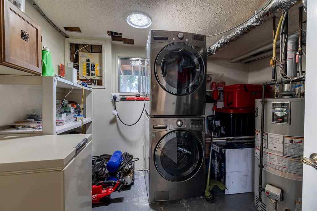 MLS® A2260921 - 32 Cocks Way SE in Southview-Park Meadows Medicine Hat, Residential