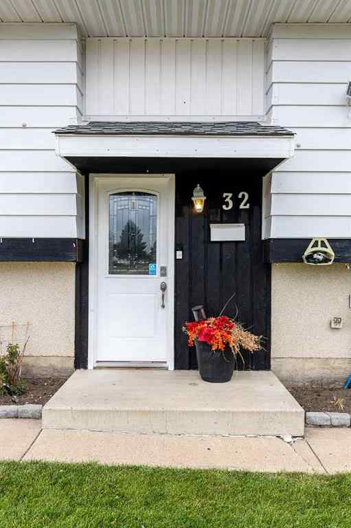MLS® A2260921 - 32 Cocks Way SE in Southview-Park Meadows Medicine Hat, Residential