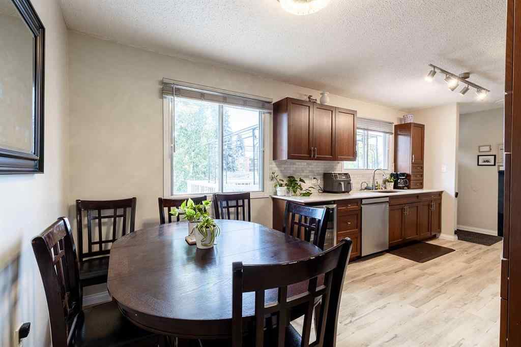 MLS® A2260921 - 32 Cocks Way SE in Southview-Park Meadows Medicine Hat, Residential