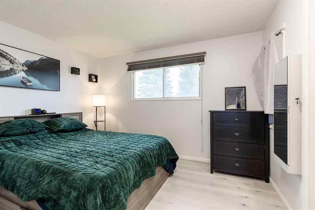 MLS® A2260921 - 32 Cocks Way SE in Southview-Park Meadows Medicine Hat, Residential