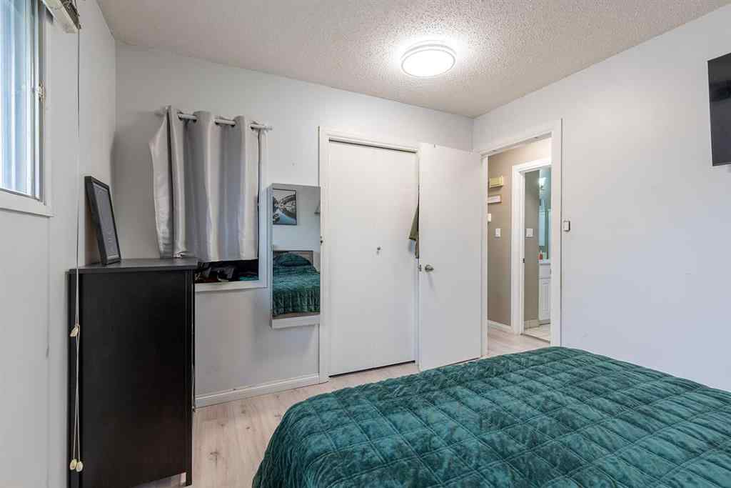 MLS® A2260921 - 32 Cocks Way SE in Southview-Park Meadows Medicine Hat, Residential