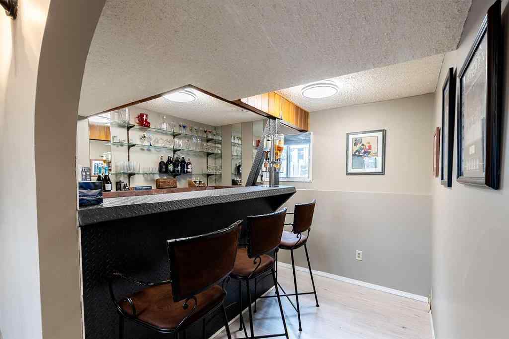 MLS® A2260921 - 32 Cocks Way SE in Southview-Park Meadows Medicine Hat, Residential