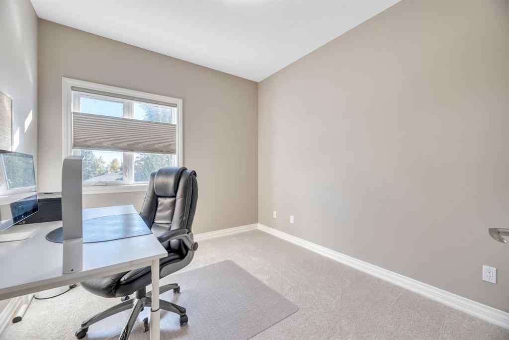 MLS® A2260926 - 1813 20 Avenue NW in Capitol Hill Calgary, Residential