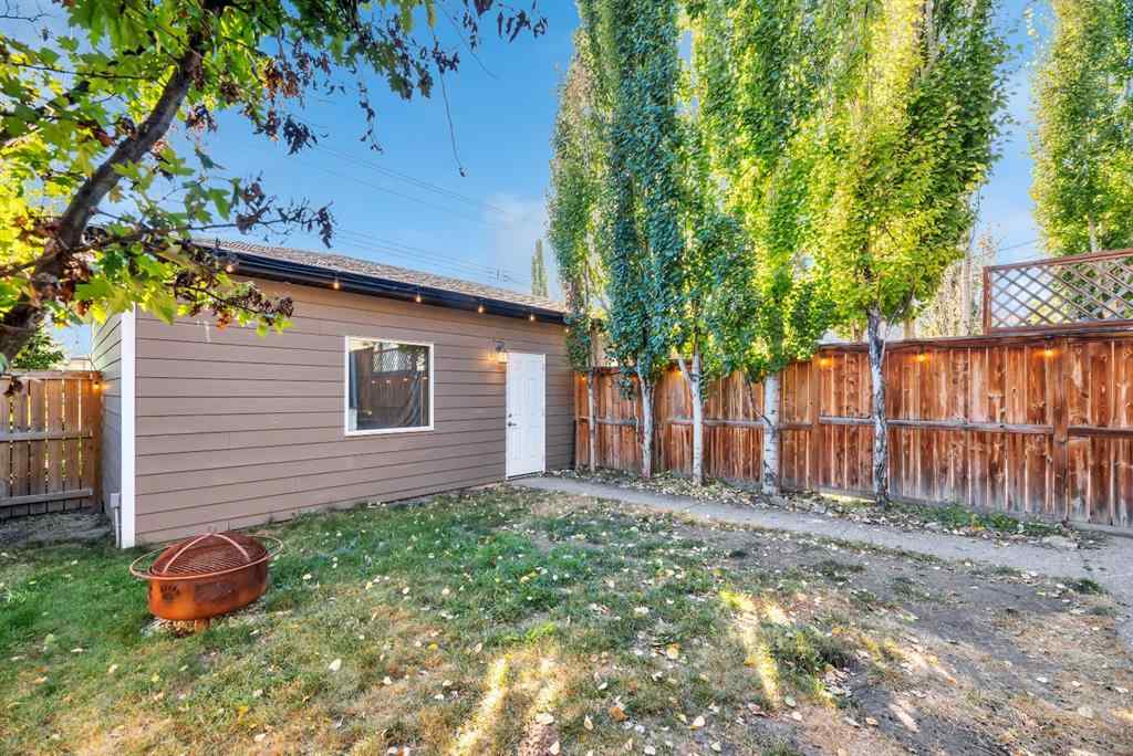 MLS® A2260926 - 1813 20 Avenue NW in Capitol Hill Calgary, Residential