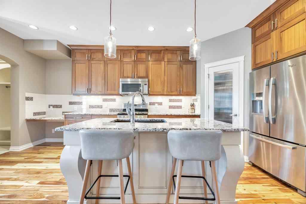 MLS® A2260926 - 1813 20 Avenue NW in Capitol Hill Calgary, Residential