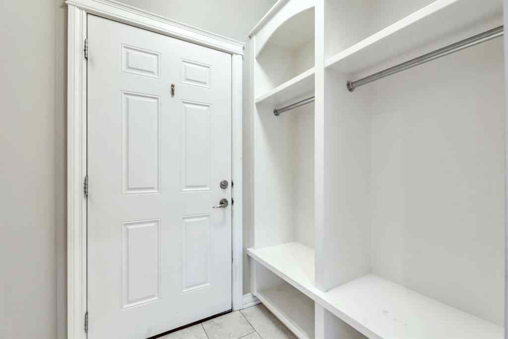 MLS® A2260926 - 1813 20 Avenue NW in Capitol Hill Calgary, Residential