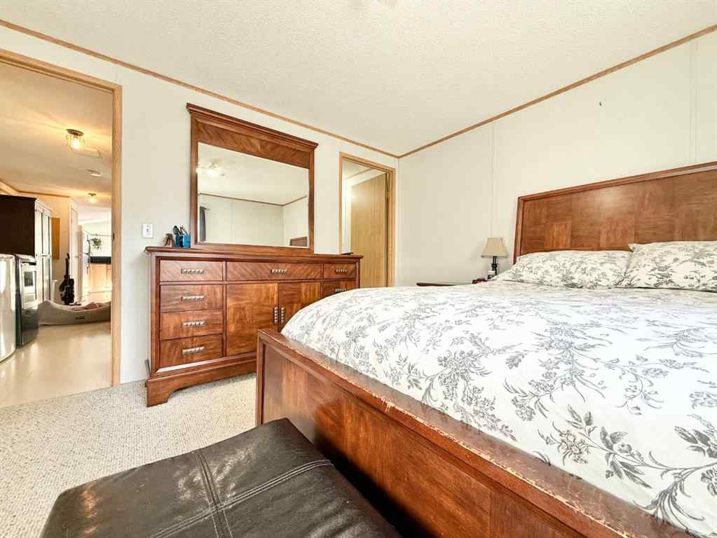 MLS® A2260931 - Unit #1 310 Railway Avenue  in NONE Duchess, Mobile