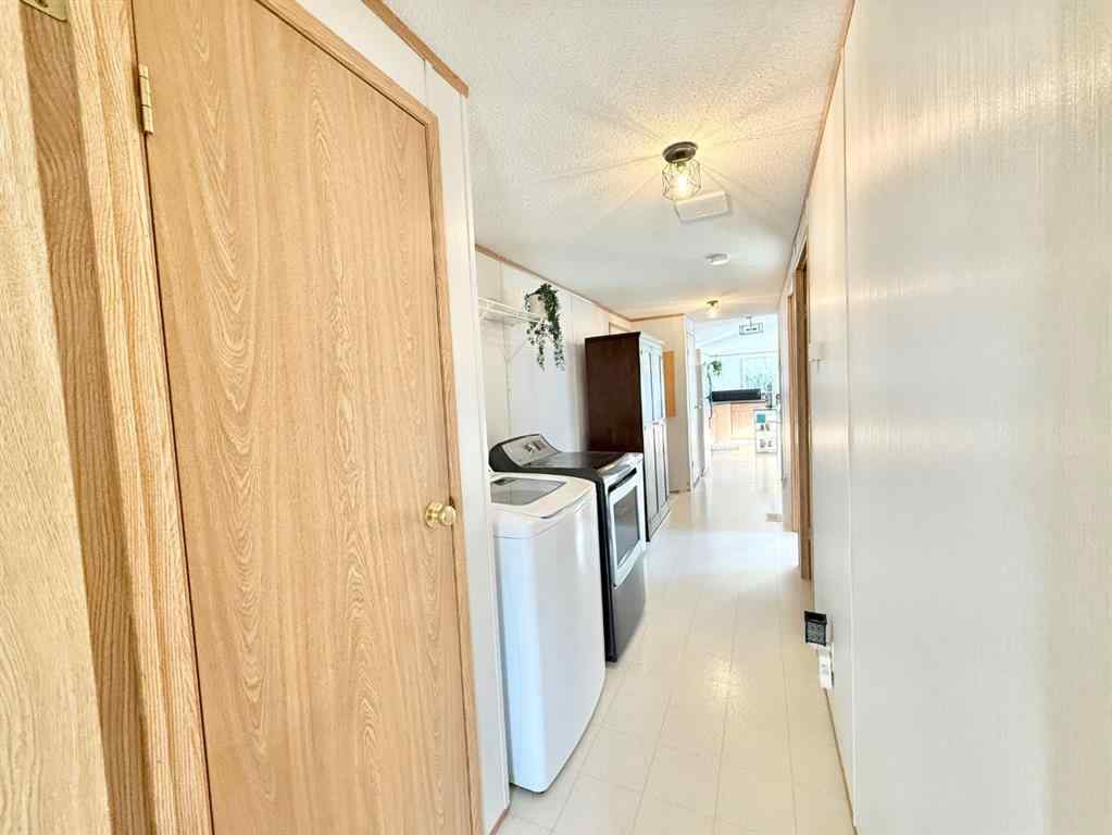 MLS® A2260931 - Unit #1 310 Railway Avenue  in NONE Duchess, Mobile