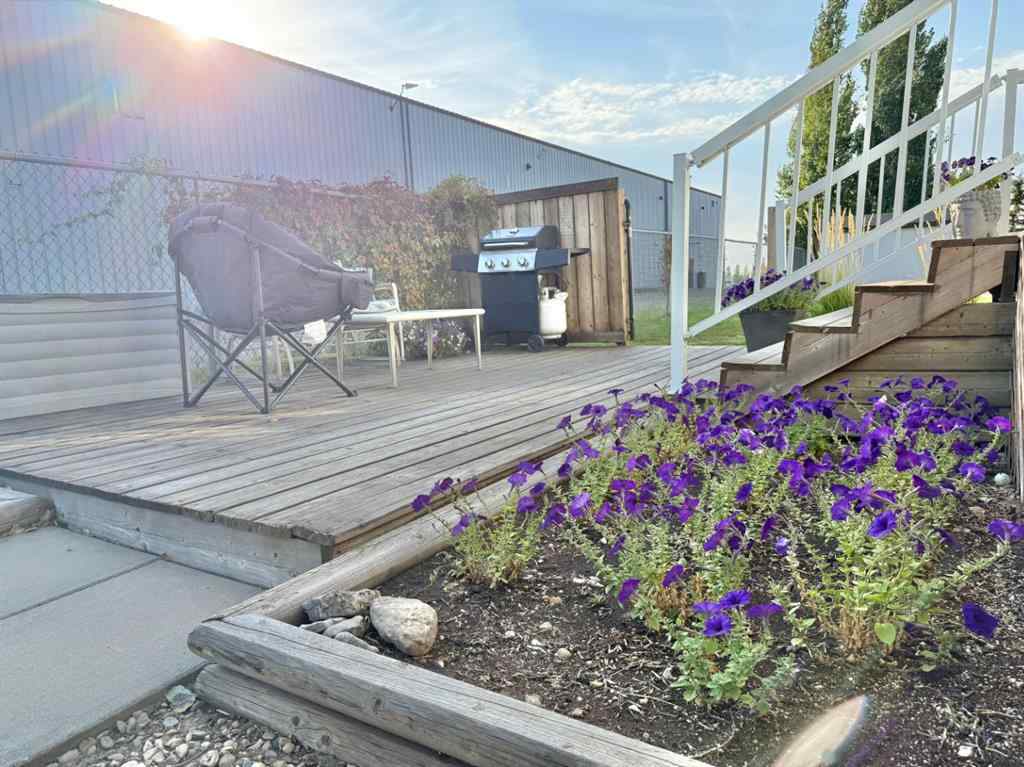 MLS® A2260931 - Unit #1 310 Railway Avenue  in NONE Duchess, Mobile