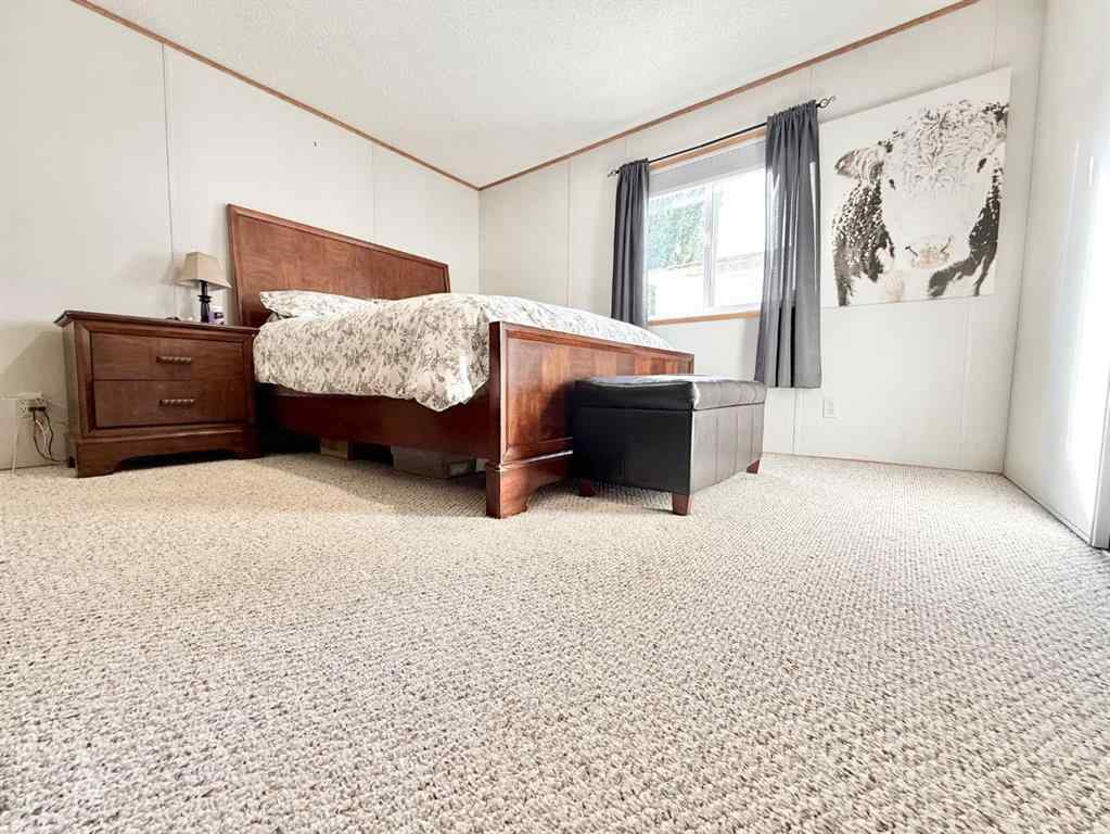 MLS® A2260931 - Unit #1 310 Railway Avenue  in NONE Duchess, Mobile