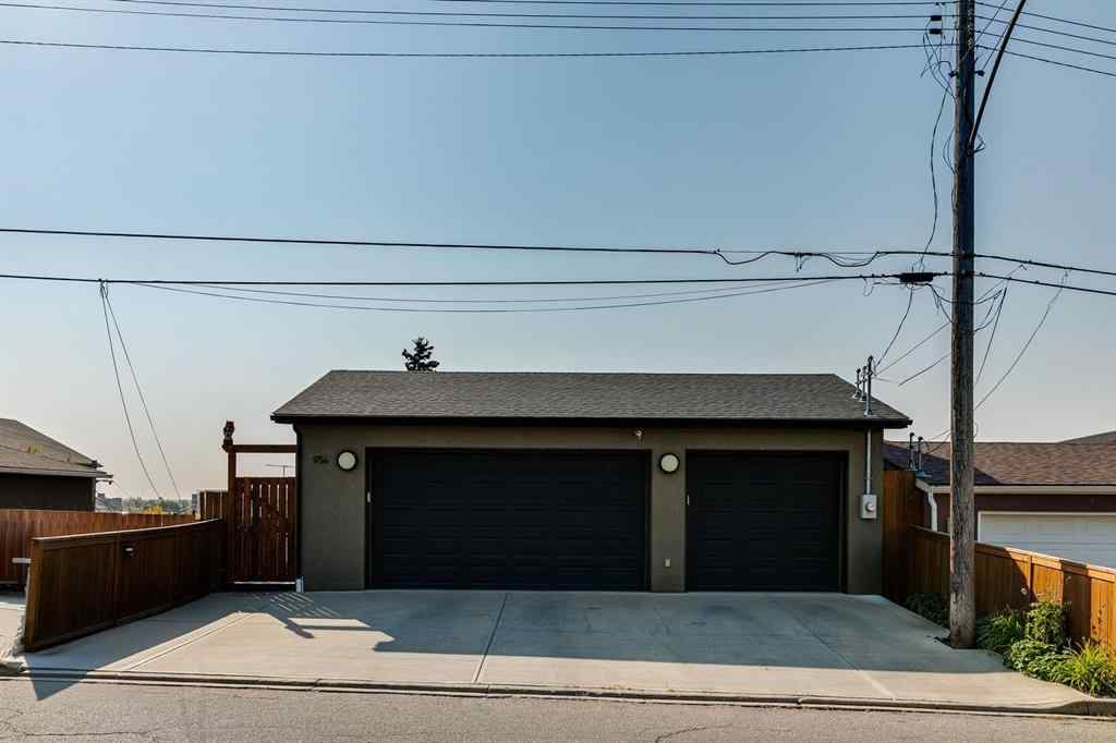 MLS® A2260941 - 954 Drury Avenue NE in Bridgeland/Riverside Calgary, Residential