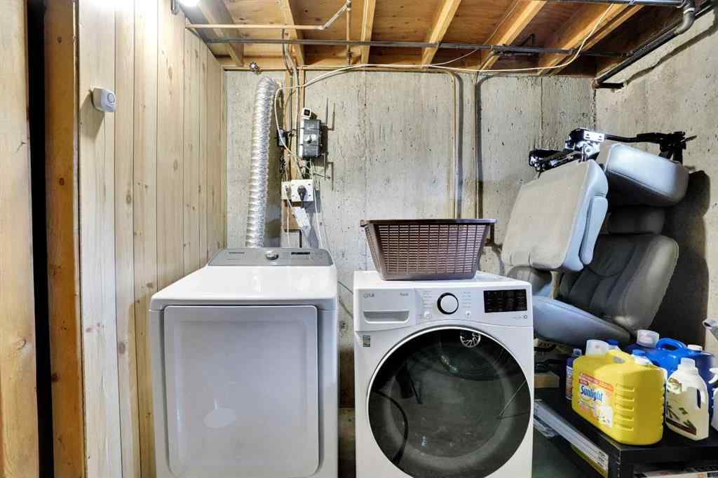 MLS® A2260942 - 403 72 Avenue NE in Huntington Hills Calgary, Residential