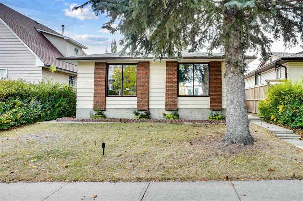 MLS® A2260942 - 403 72 Avenue NE in Huntington Hills Calgary, Residential